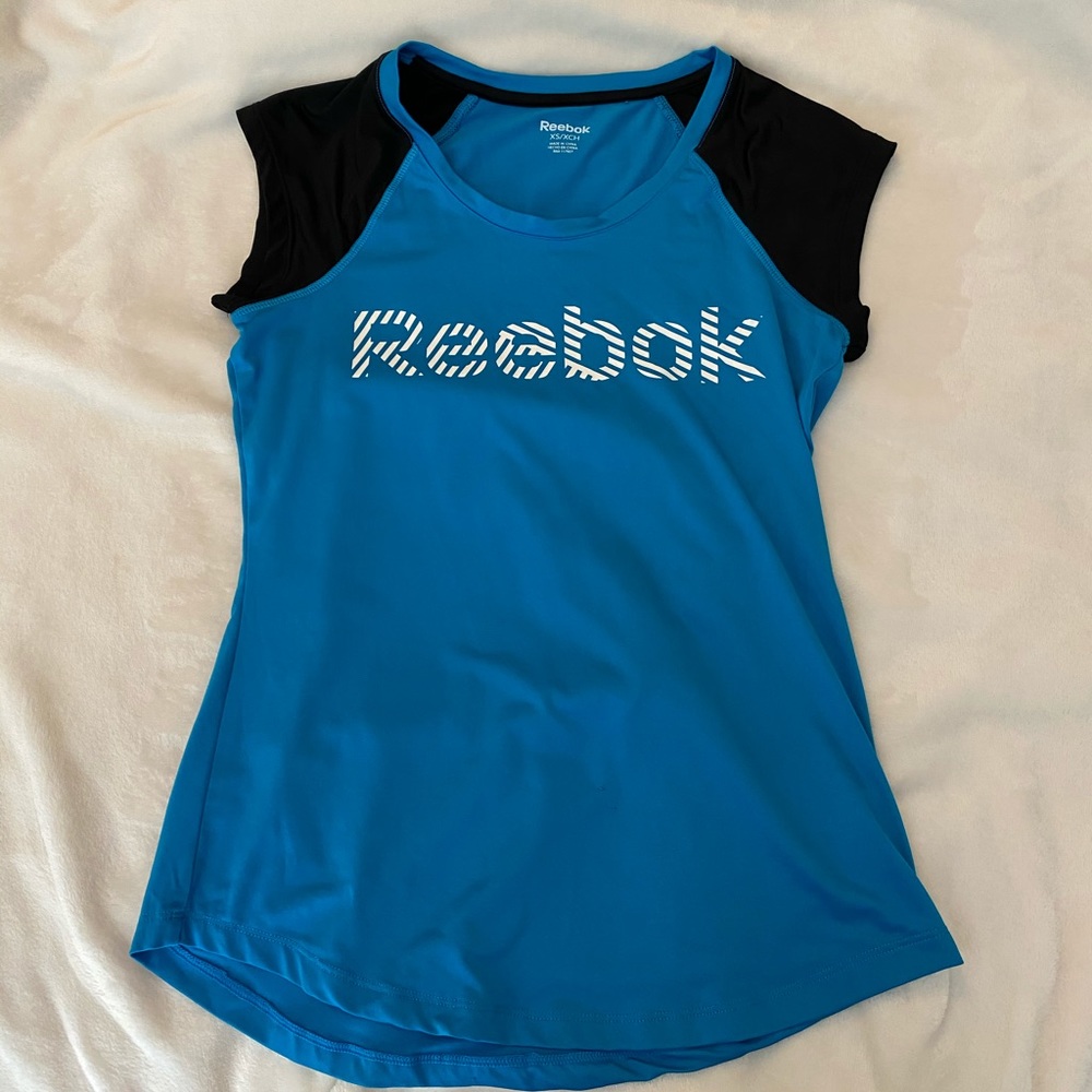 Reebok athletic top